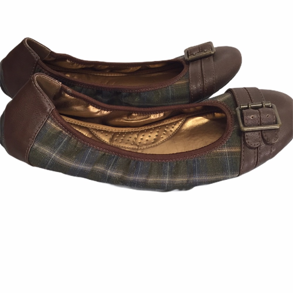 Me Too Ballerina Flats EUC size 10